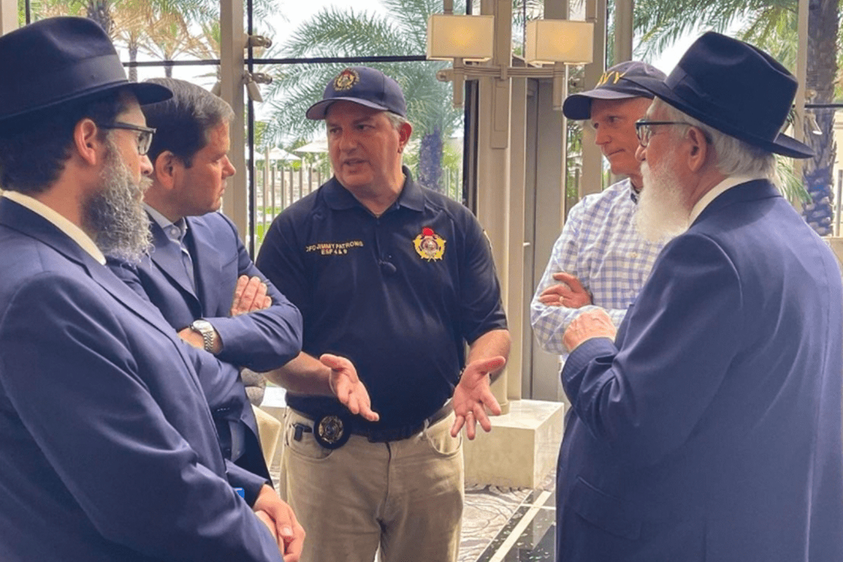 CFO Jimmy Patronis speaks with Rabbis after Surfside building collapse