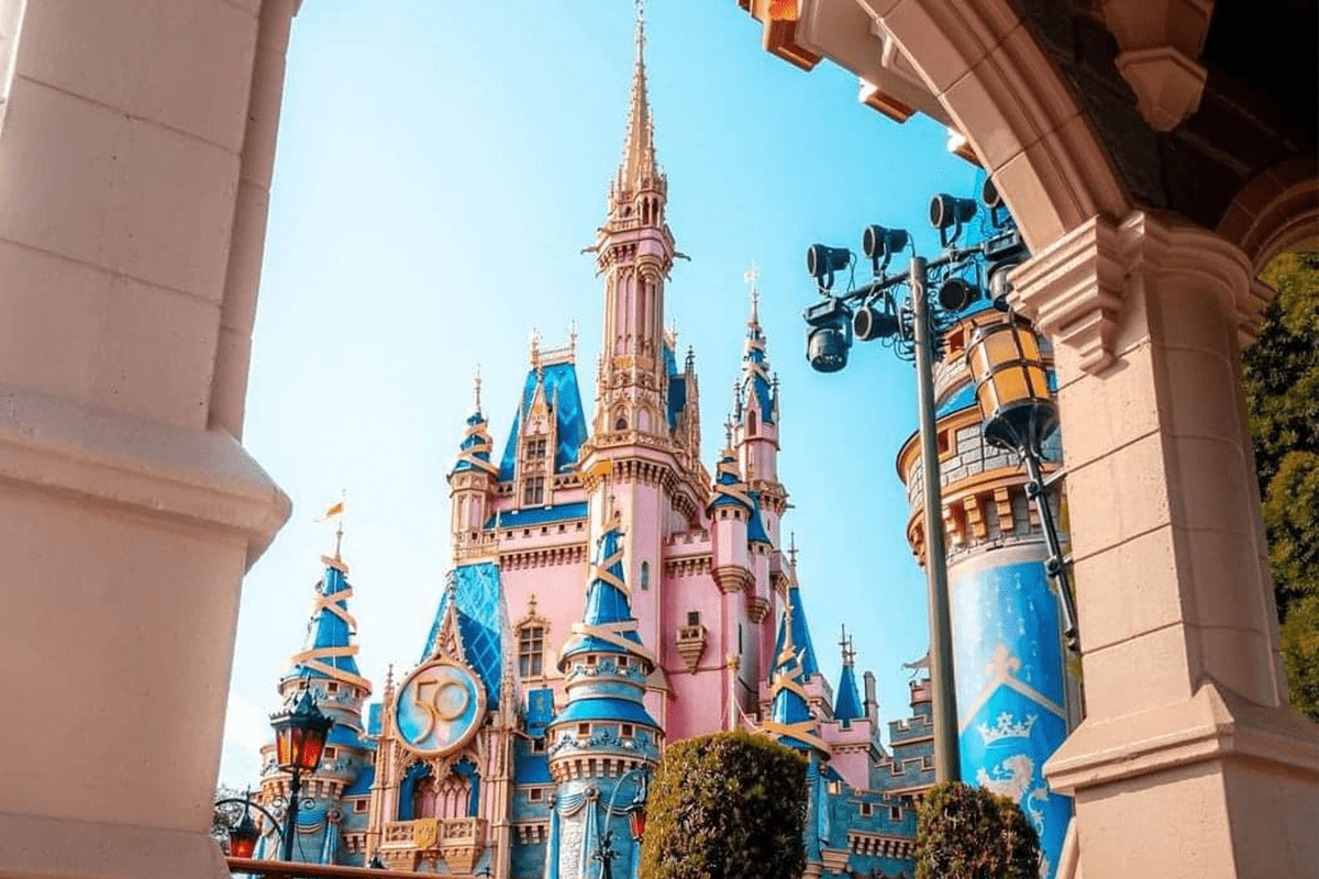 Walt Disney World's Magic KIngdom in Central Florida (@waltdisneyworld, Instagram)