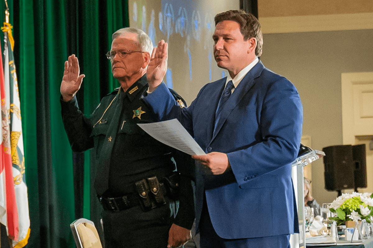 Gov. Ron DeSantis attends attends Florida Sheriffs Association Summer Conference (@GovRonDeSantis, Twitter).