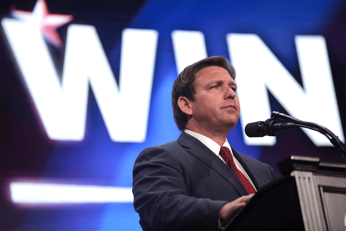 Gov. Ron DeSantis speaking with attendees at a "Unite & Win Rally" at Arizona Financial Theatre in Phoenix, Arizona, Aug. 14, 2022. (Gage Skidmore)
