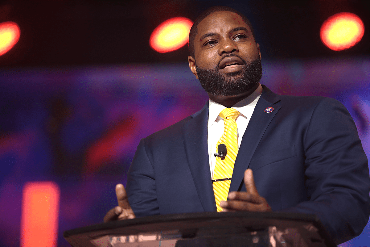Florida Rep. Byron Donalds speaking with attendees at the 2022 Student Action Summit at the Tampa Convention Center in Tampa, Fla., July 24, 2022. (Photo/Gage Skidmore)

