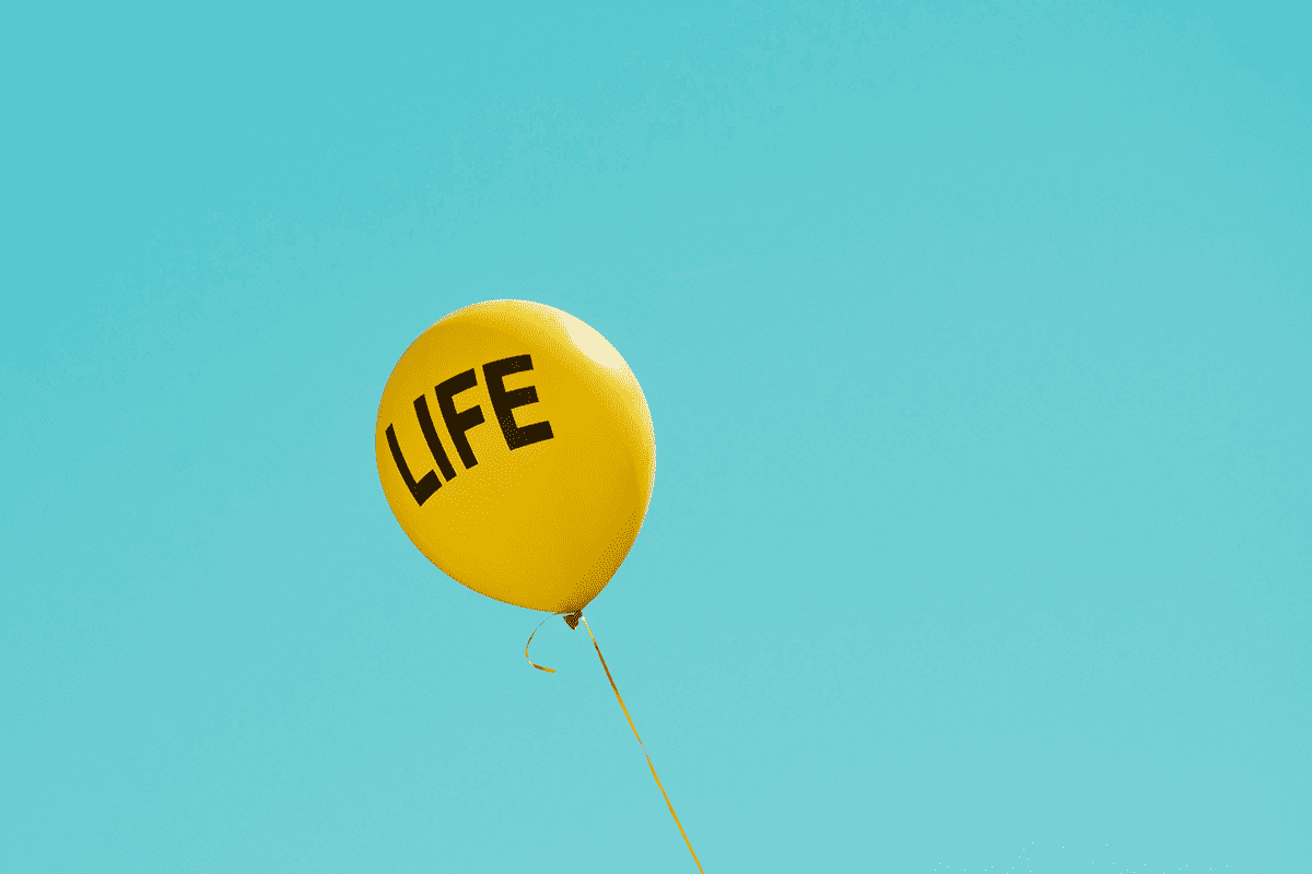 "Life" balloon in Richmond, Va., April 4, 2019. (Photo/Maria Oswalt, Unsplash)