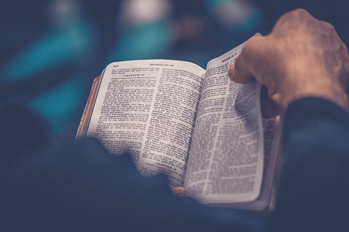 Turning the page of a Bible, Aug. 29, 2017. (Photo/Rod Long, Unsplash)