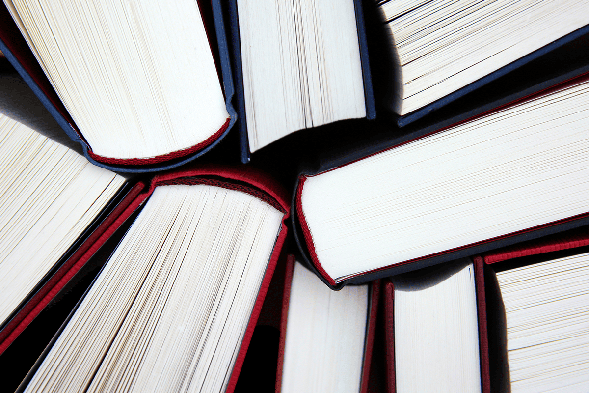 School books. (Photo/Hermann, Pixabay)