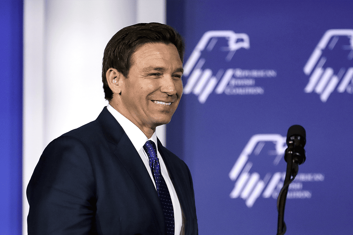 <a href=https://www.flickr.com/photos/gageskidmore/53299518874/>Gov. Ron DeSantis speaking with attendees at the Republican Jewish Coalition's 2023 Annual Leadership Summit at the Venetian Convention & Expo Center in Las Vegas, Nev., Oct. 28, 2023.</a> (Photo/Gage Skidmore, Flickr)