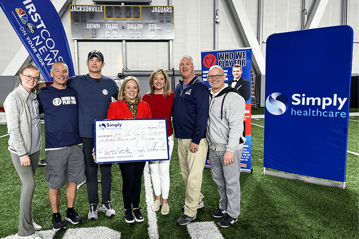 Simply Healthcare contributes $100,000 to Who We Play For to help prevent cardiac death in Jacksonville, Fla., Jan. 8, 2024. (Photo/Simply Healthcare)