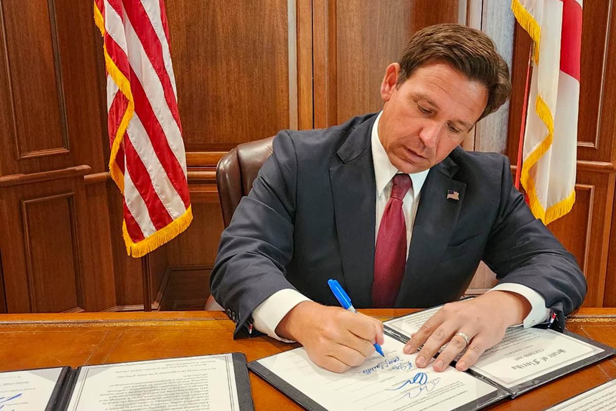 Gov. Ron DeSantis signs legislation on energy and foreign adversary influence, Tallahassee, Fla., May 15, 2024. (Photo/DeSantis' office)